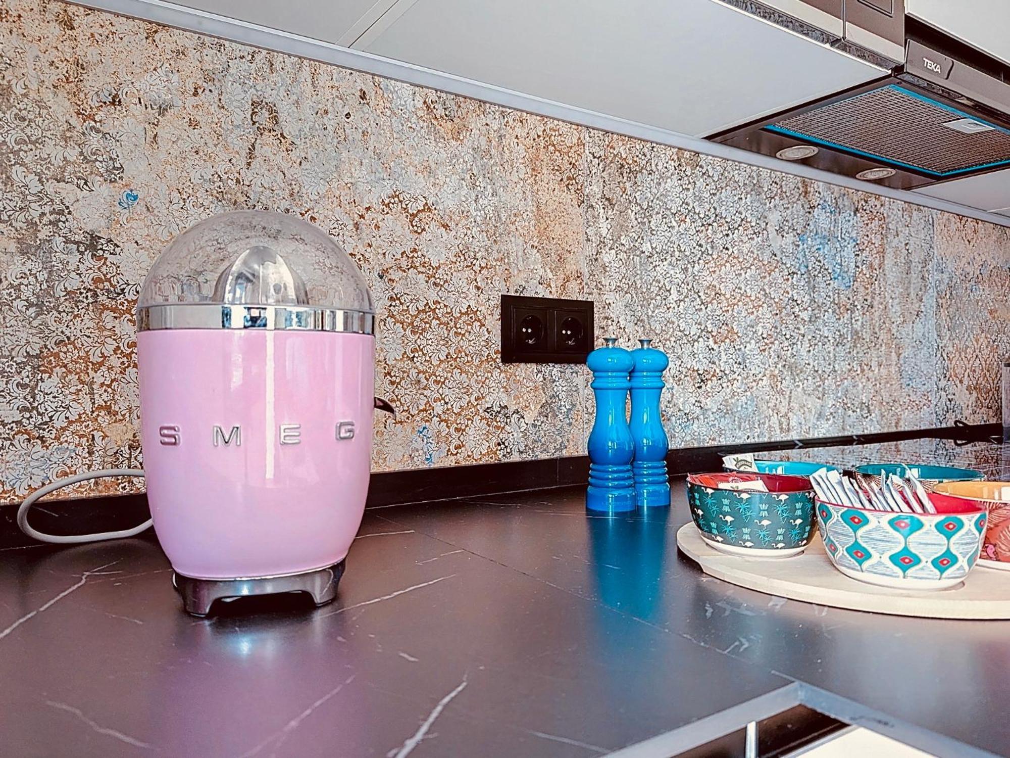 Alhambra Deco Homtels Apartment ตอร์เรโมลิโนส ภายนอก รูปภาพ