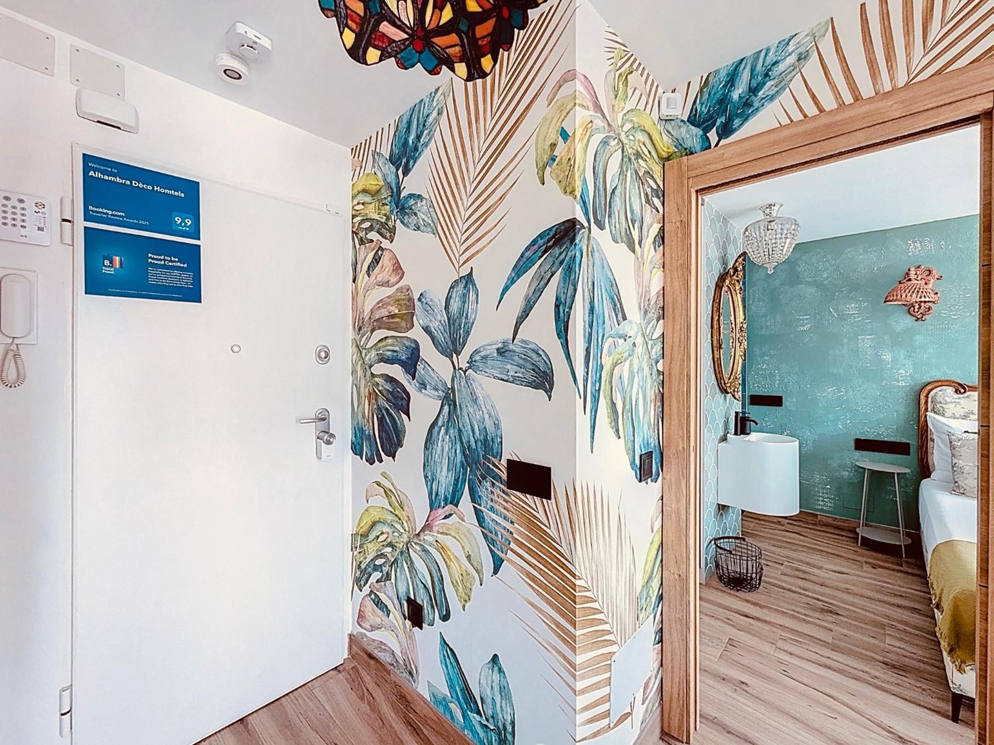 Alhambra Deco Homtels Apartment ตอร์เรโมลิโนส ภายนอก รูปภาพ